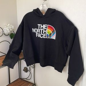 NWT - THE NORTH FACE Hoodie Sweatshirt 🦋